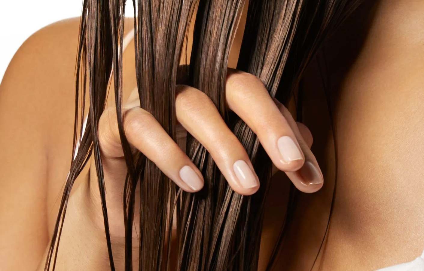 Qué hacer y qué no si tienes el cuero cabelludo graso | L'Oréal Paris